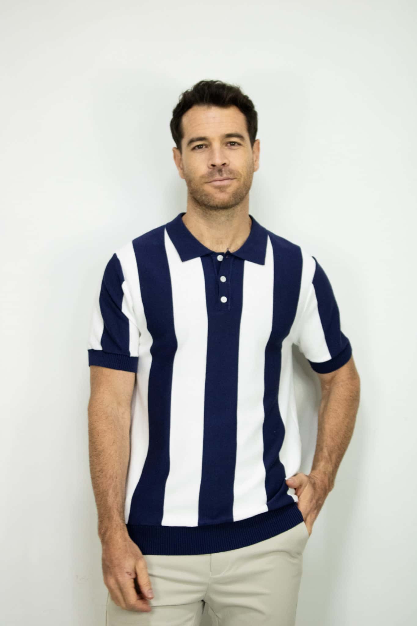 POLO TEJIDA RAYAS AZUL OSCURA PARA HOMBRE