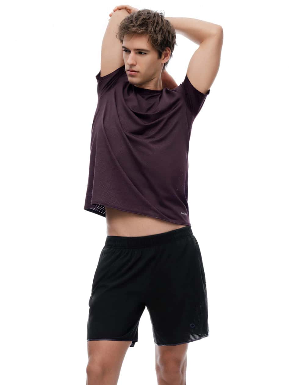 Pantaloneta deportiva negro hombre