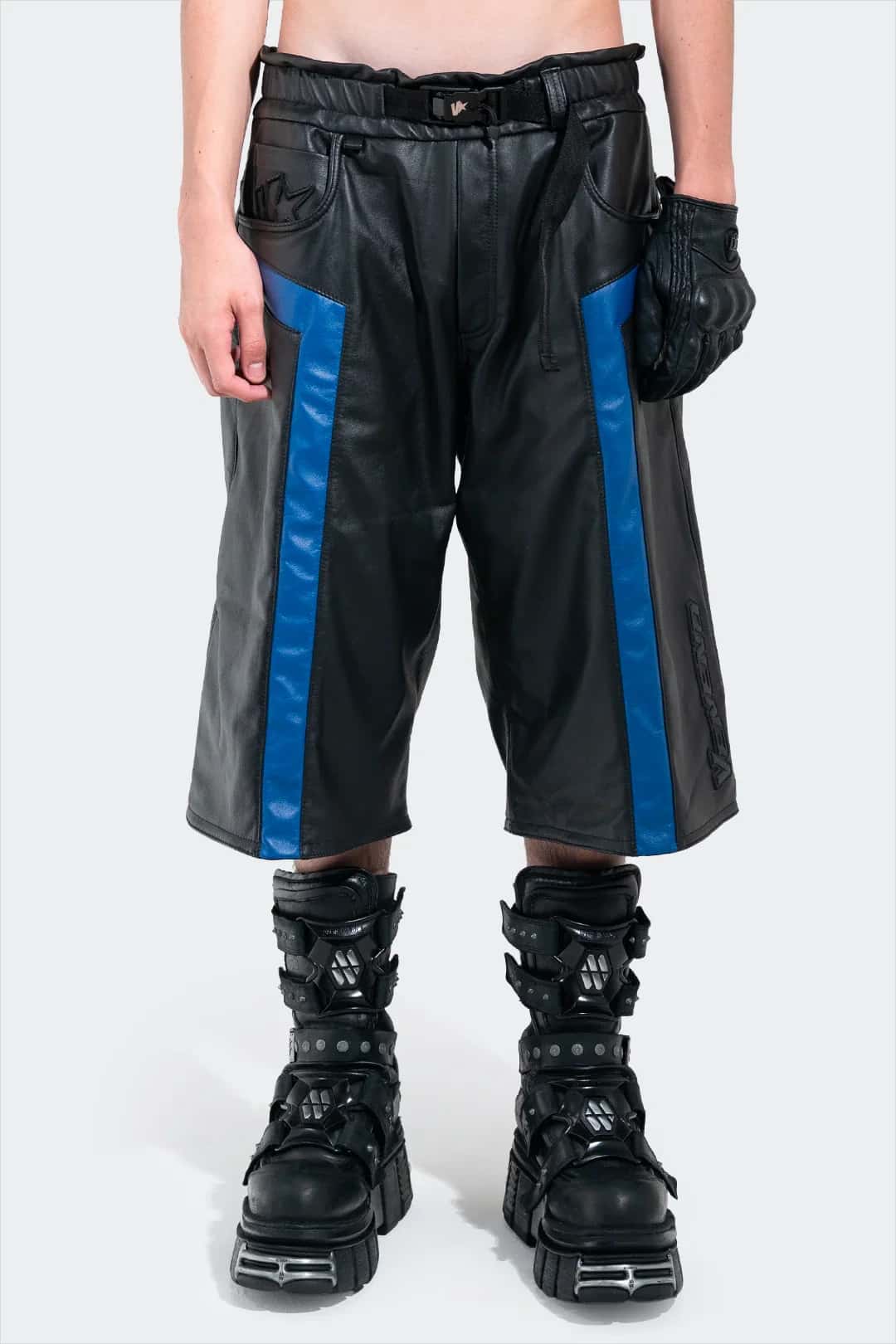VENENO SHORT CUERO GO FASTER