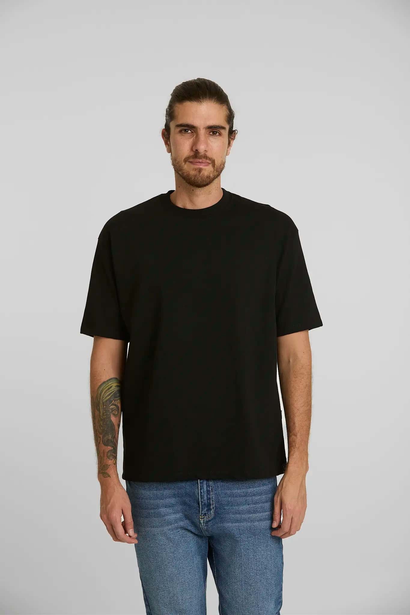 Camiseta básica negra - miniatura 6