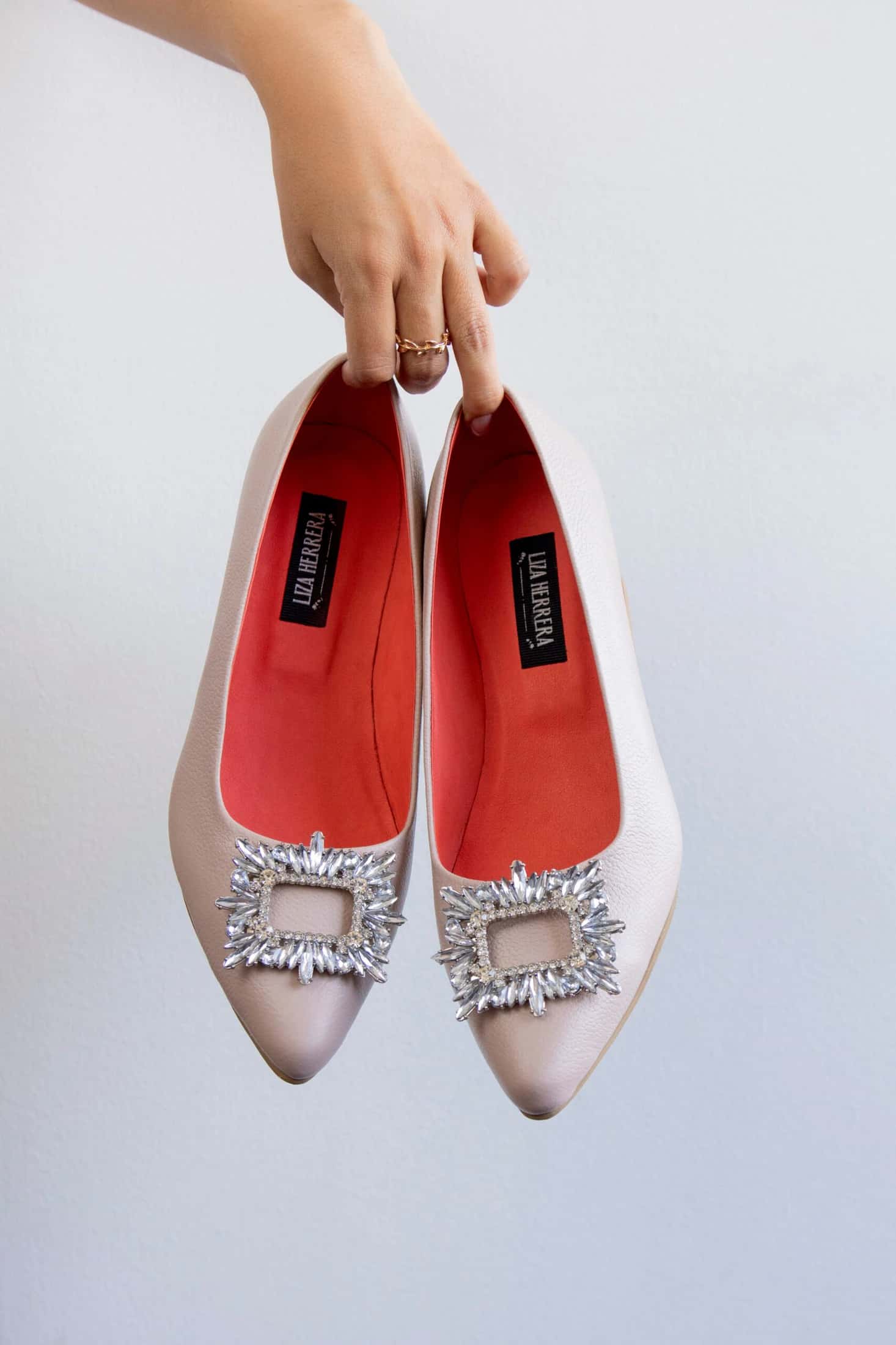 Tacones con accesorio - miniatura 2