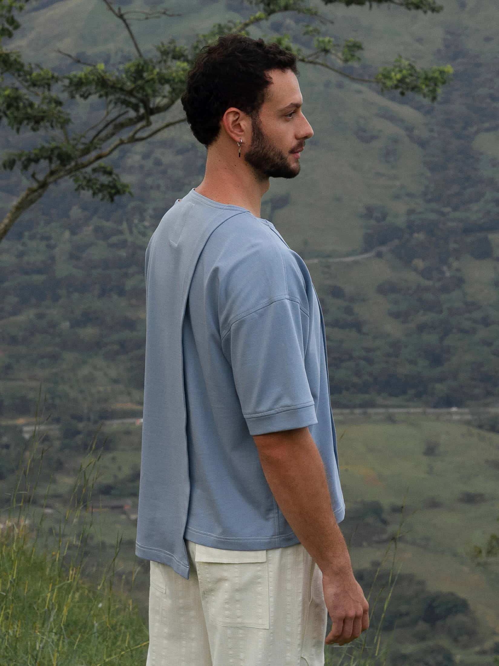 Camiseta Azul en Algodón Cuello Redondo - miniatura 2