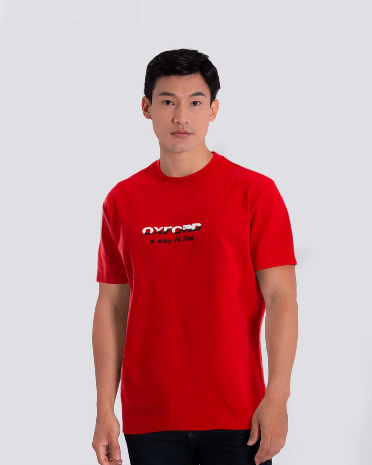 Camiseta roja estampado frontal para hombre