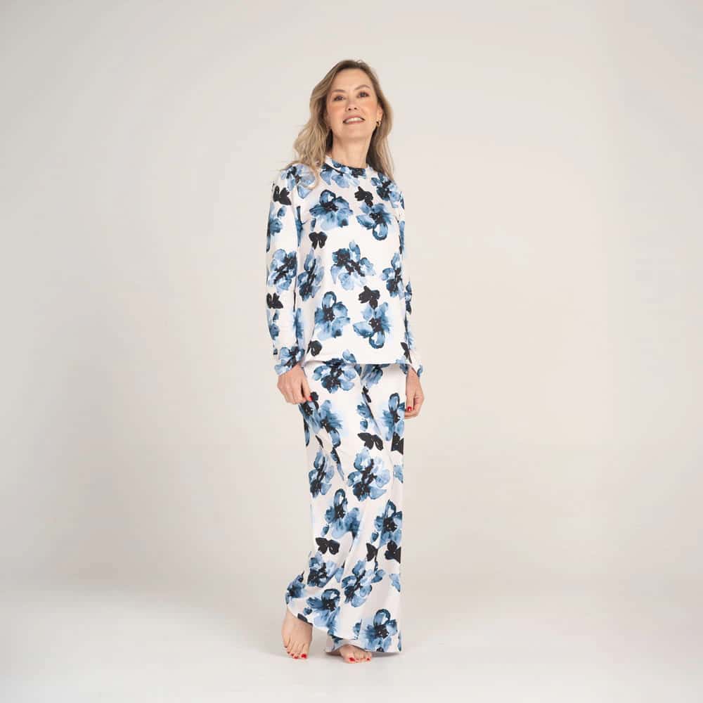 Conjunto de Pijama Pantalón Largo Pétalos.