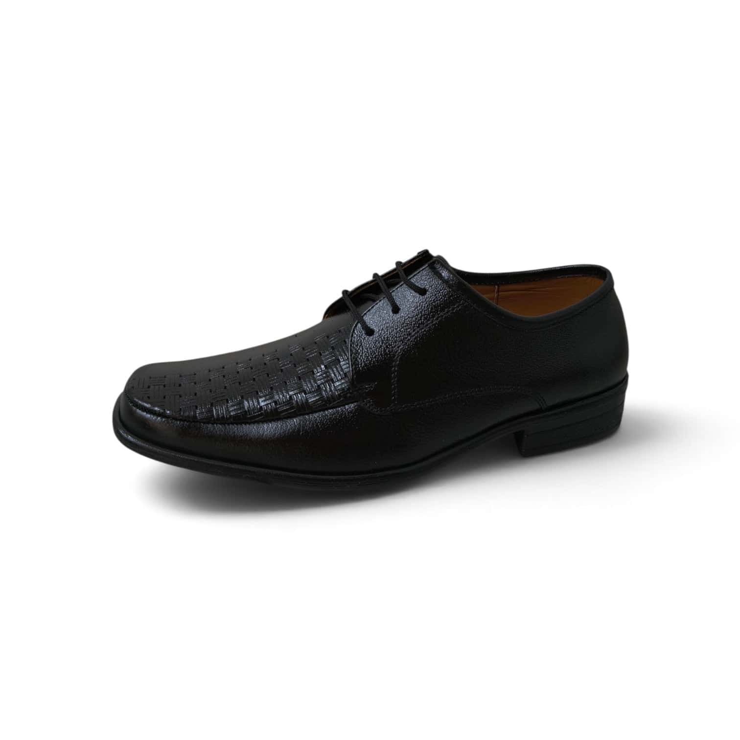 Zapatos negros clásicos