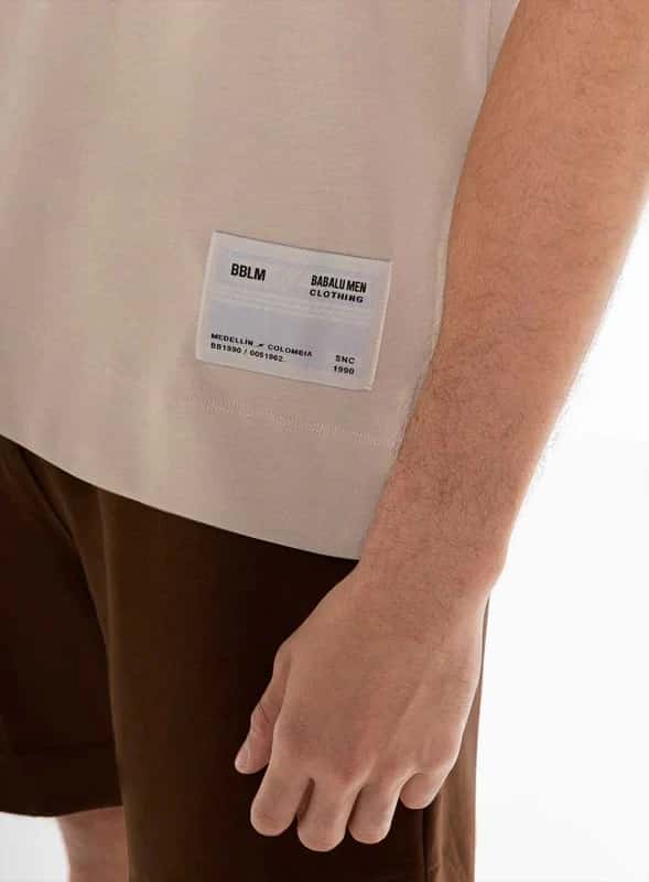 CAMISETA OVERSIZE 100% ALGODÓN CON ESTAMPADO EN FRENTE - PRECIO ESPECIAL - miniatura 5