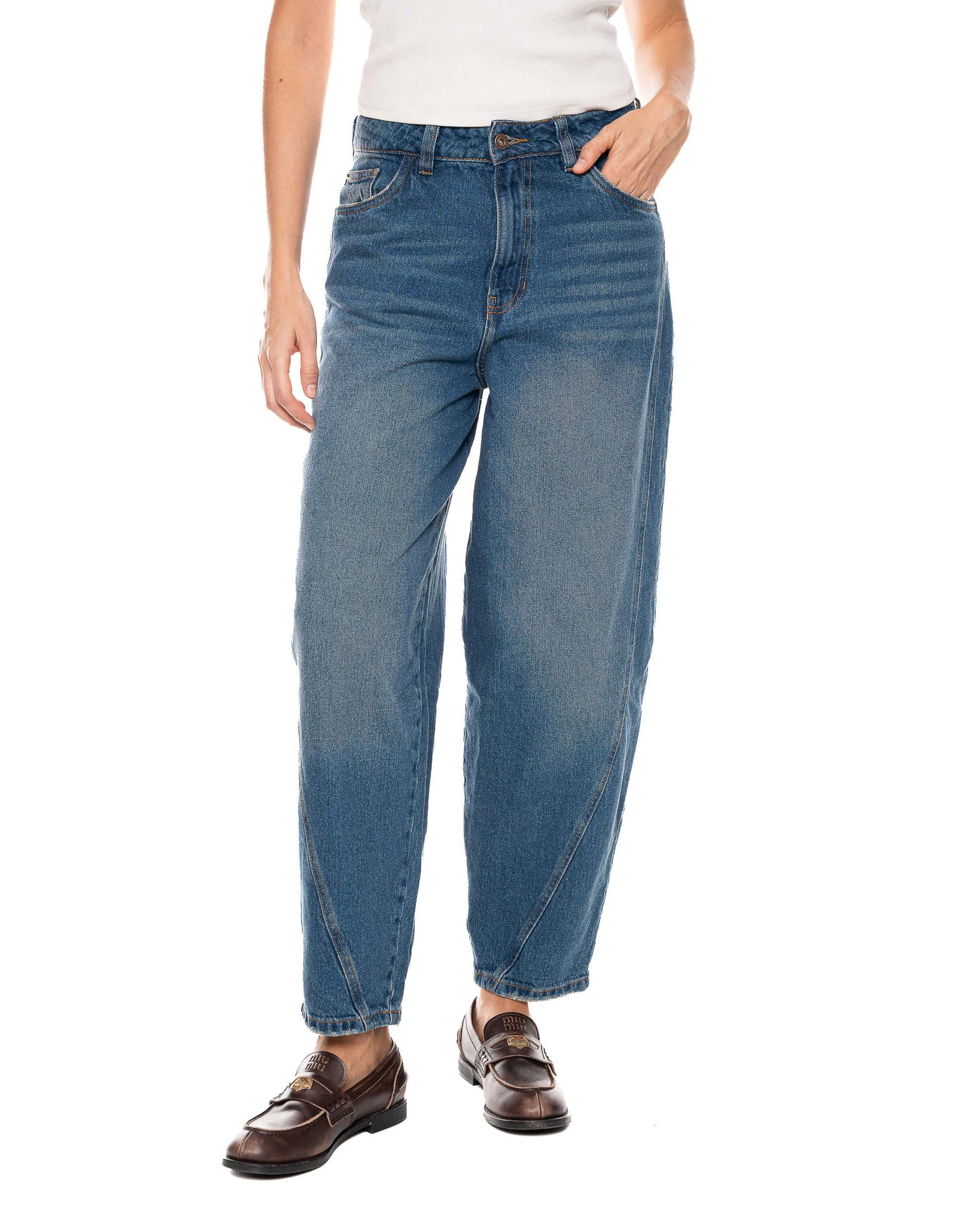 Jeans Barrel Tiro Medio Denim Tono Medio