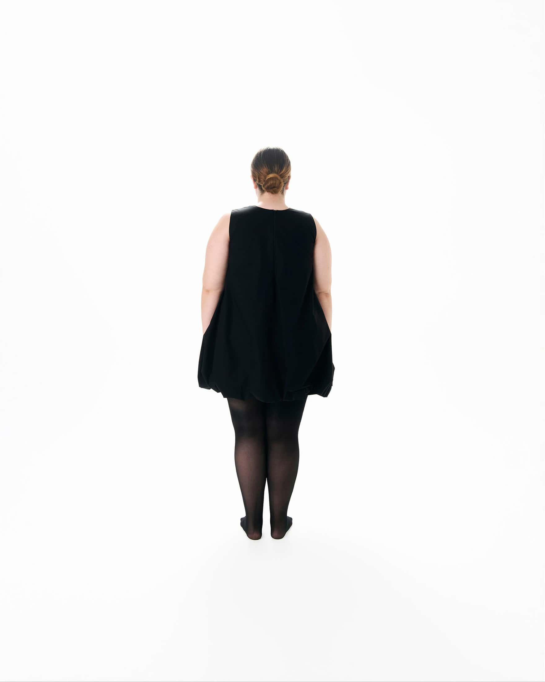 VESTIDO CIRCULAR NEGRO #1 - miniatura 4