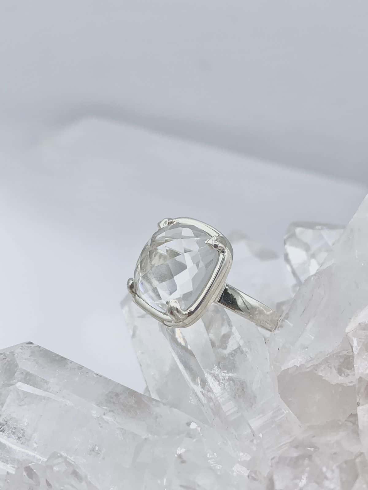 Anillo cuarzo Transparente cuadrado facetado
