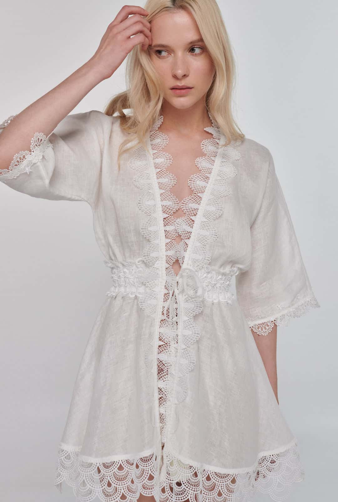 GABRIELLA KIMONO WHITE