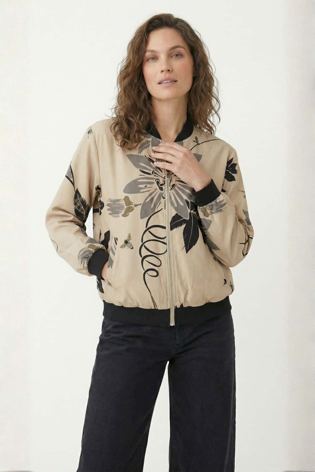 Chaqueta Origen Chulupa Negra - miniatura 4