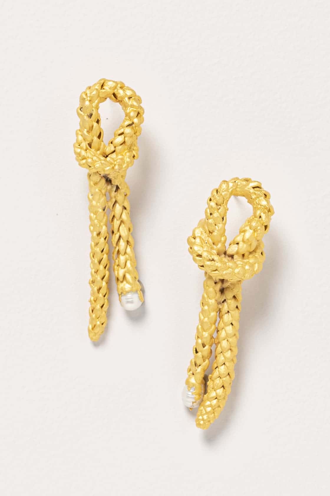 NORFOLK SAILOR KNOT STUDS AND PEARLS - miniatura 1