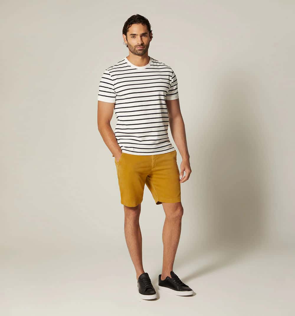 Bermuda para hombre tipo chino
