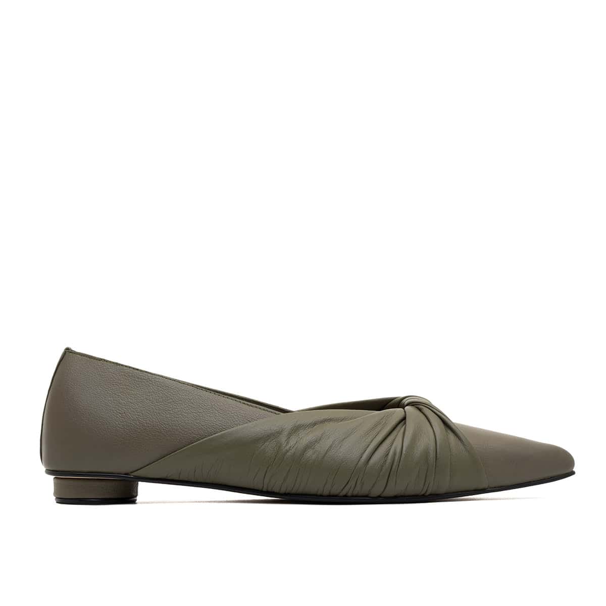 PAULA OLIVE FLATS