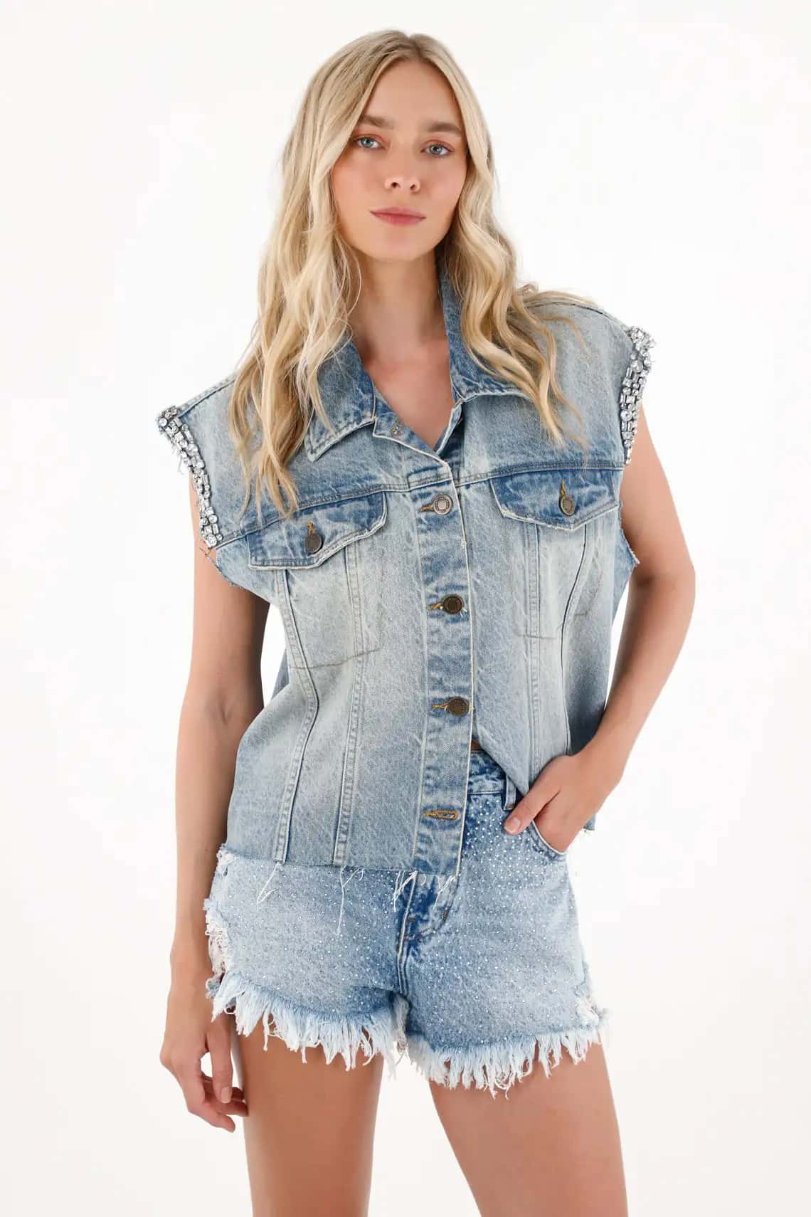 Short con brillo para mujer