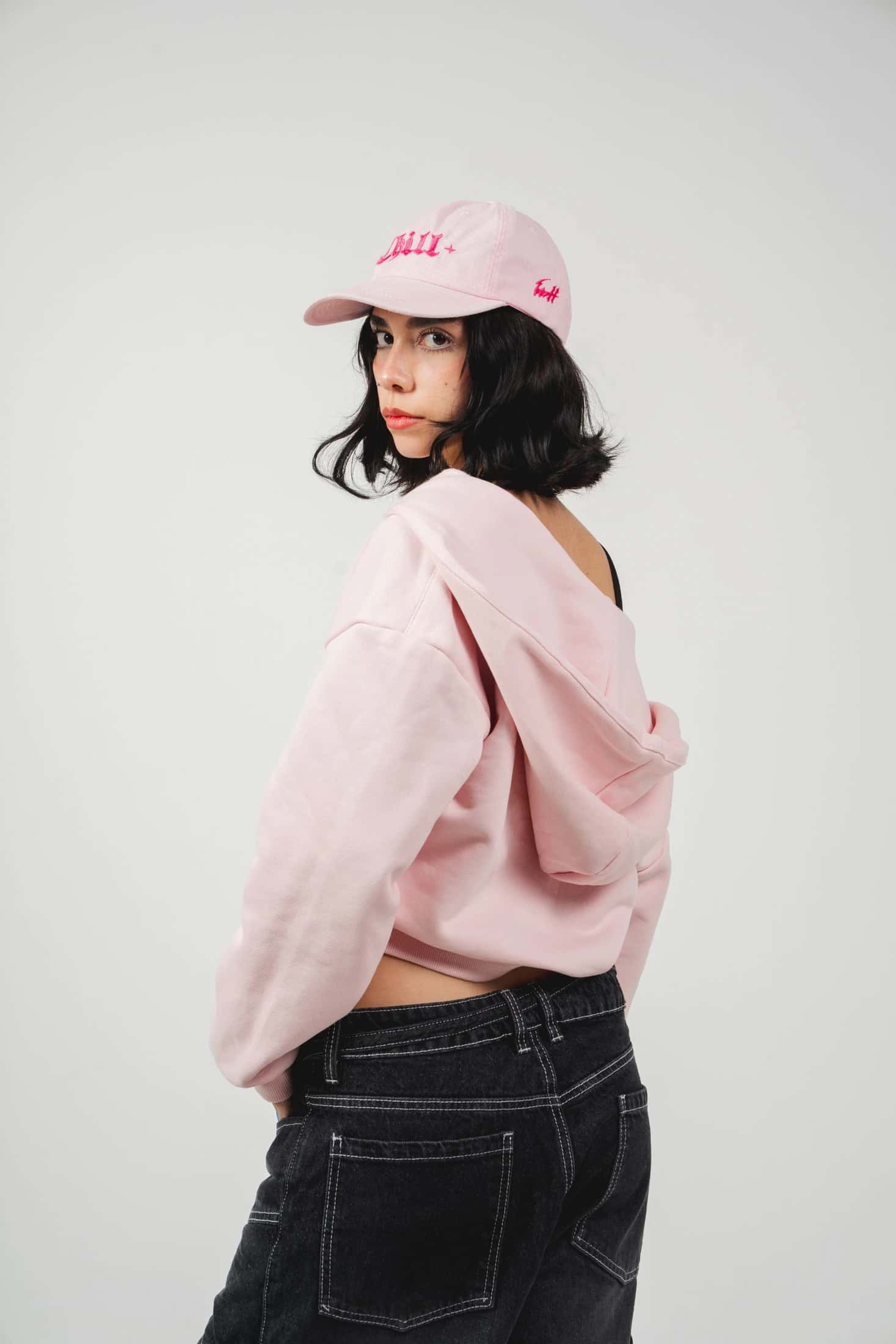 Hoodie femenino chill pink - miniatura 4