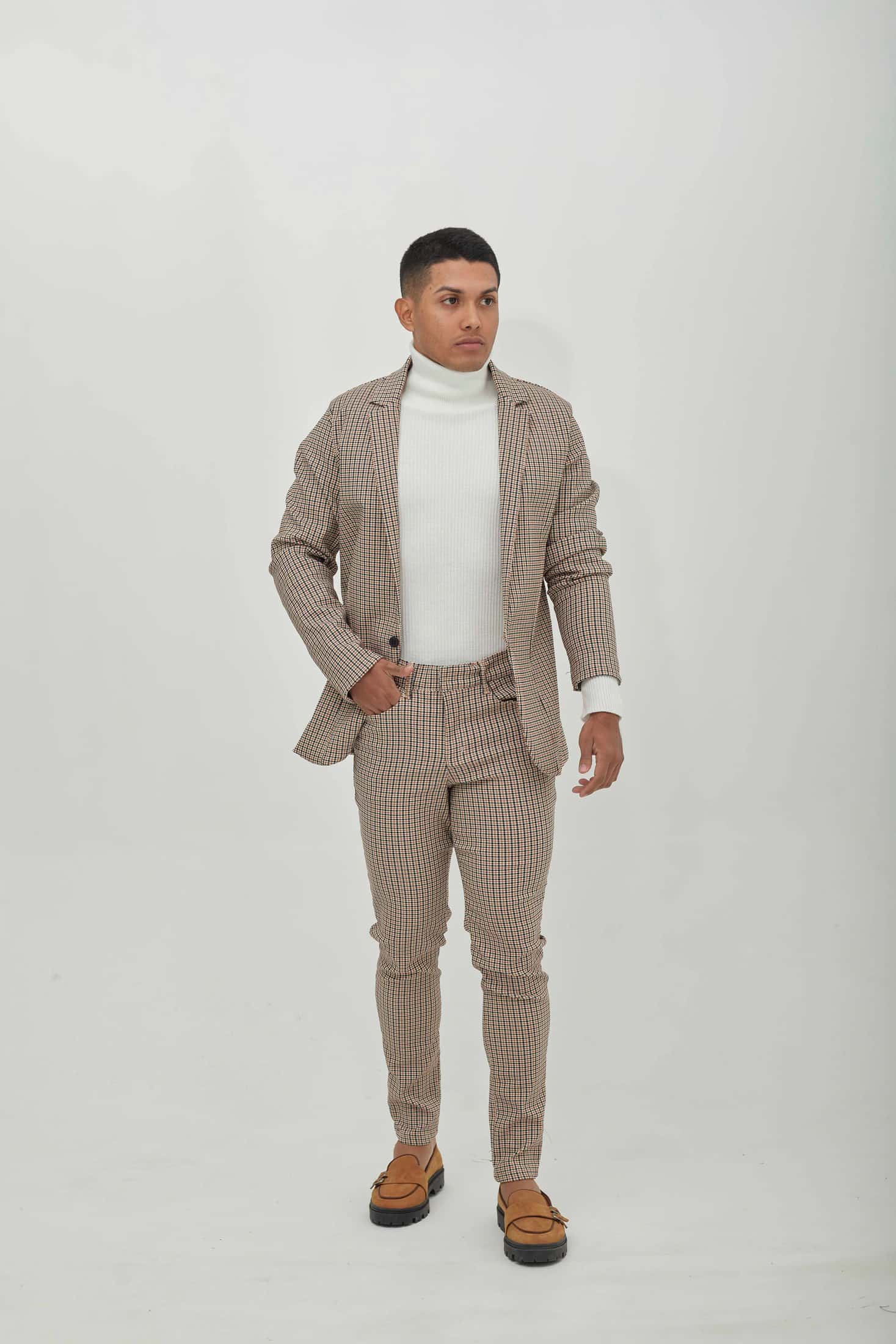 Traje Clásico Essential Beige
