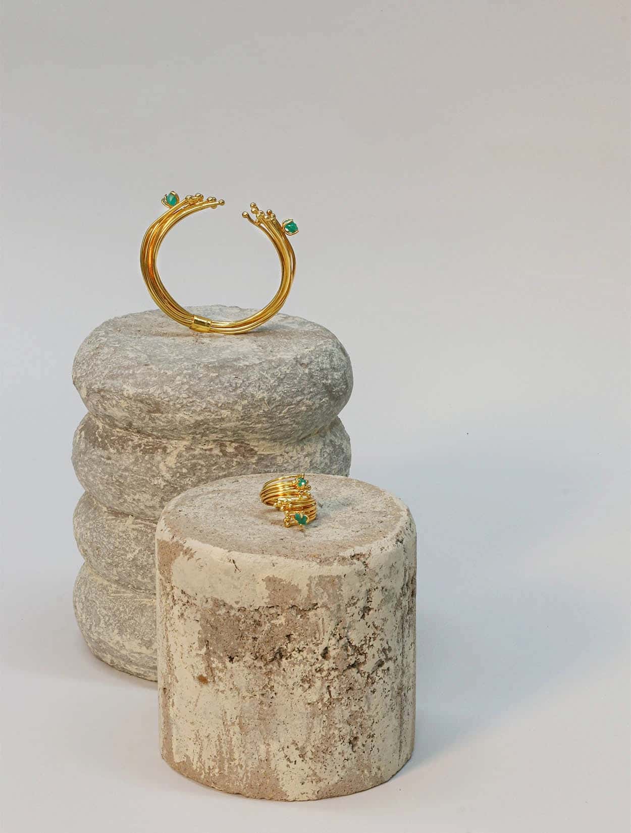 ANILLO GEO ESMERALDA - miniatura 2