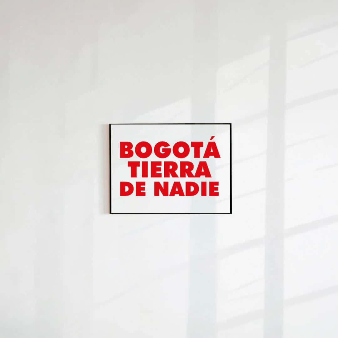 Postal Bogotá tierra de nadie (Papel 75g)