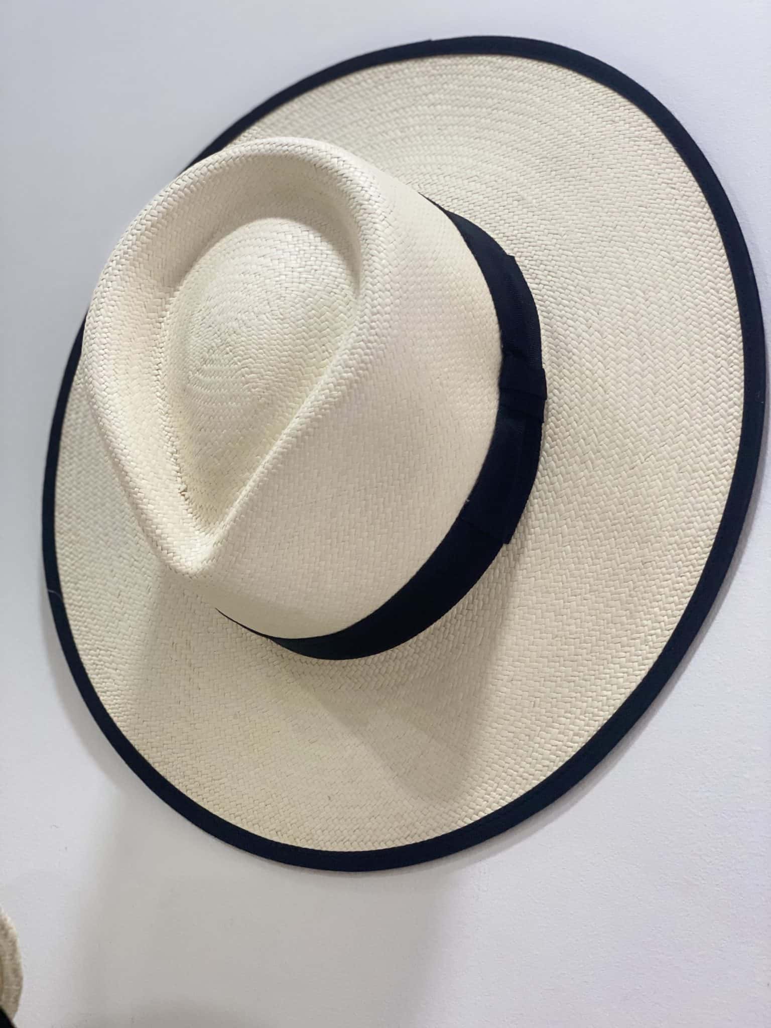 Austria Hat /nude - miniatura 4