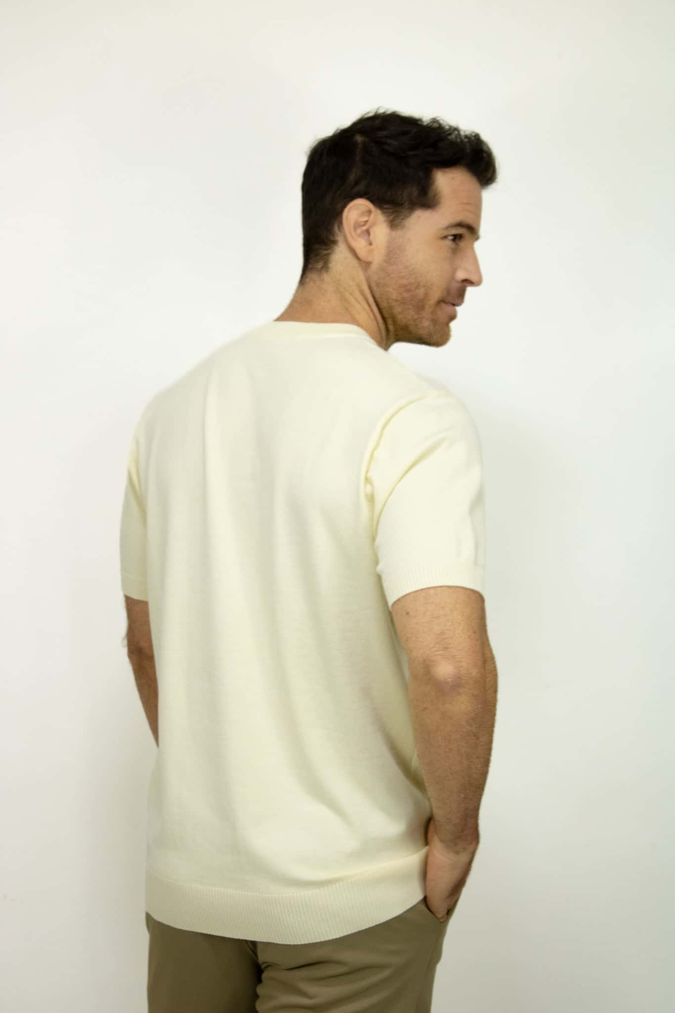 CAMISETA TEJIDA BEIGE PARA HOMBRE - miniatura 3