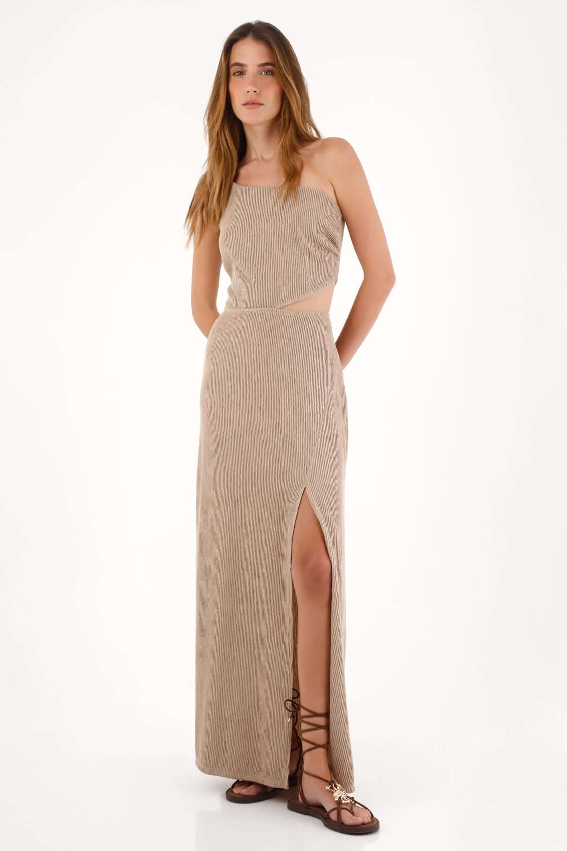 Vestido con cut out y textura crudo para mujer