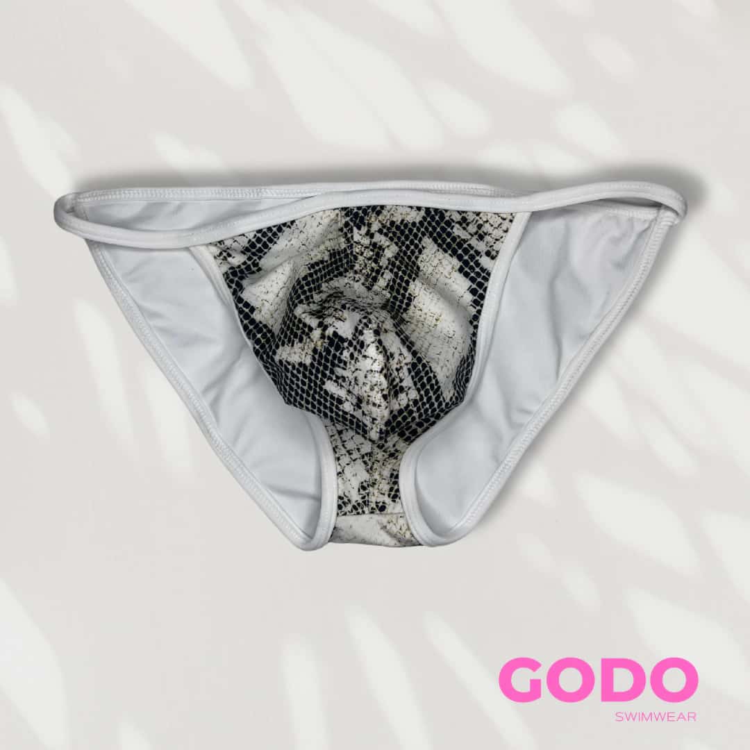 Latin Bikini Piton