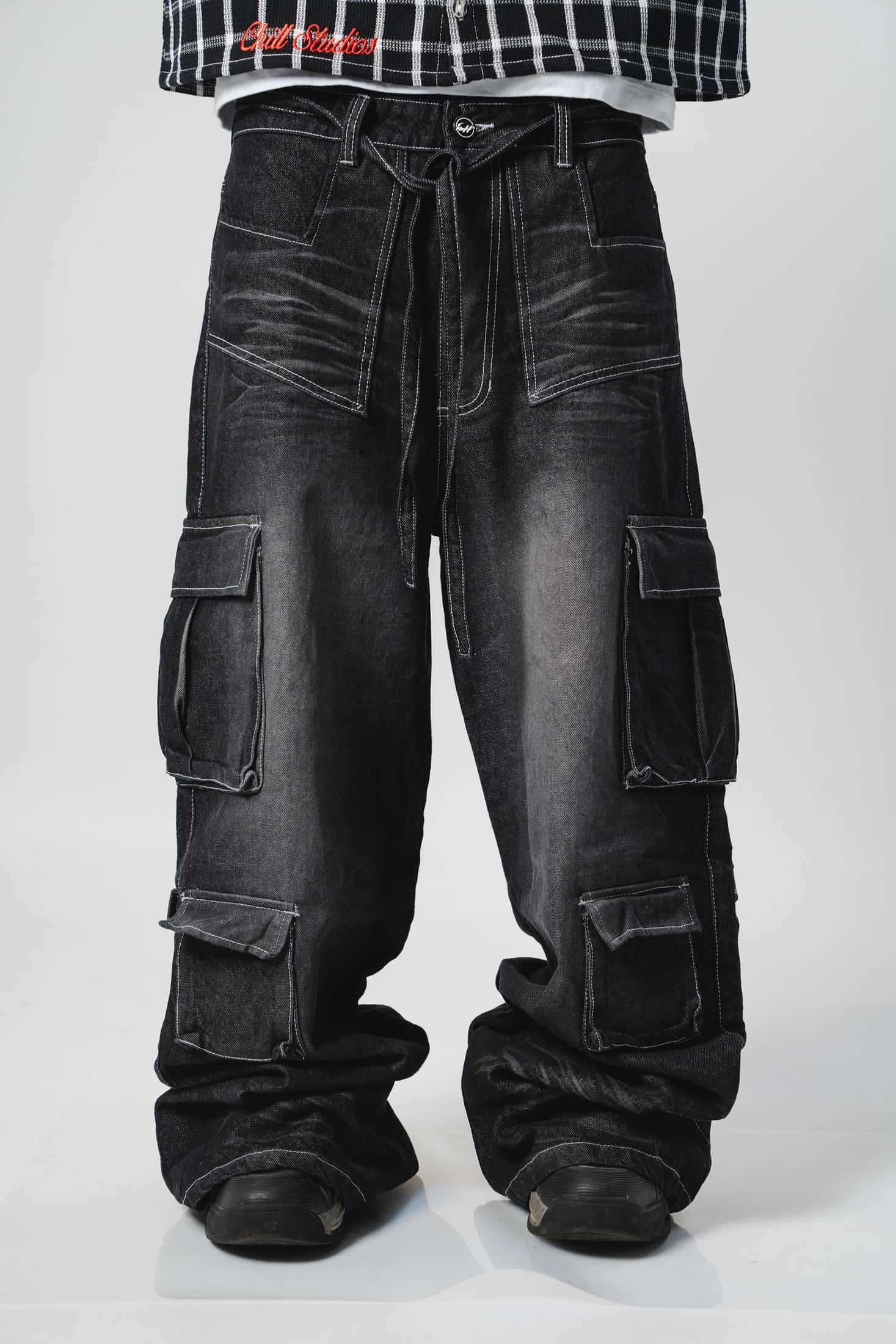 Twisted Cargo Jean