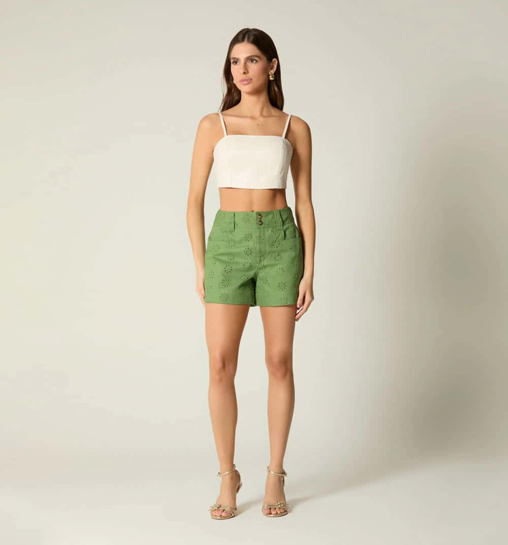 Short tiro alto pasador ancho