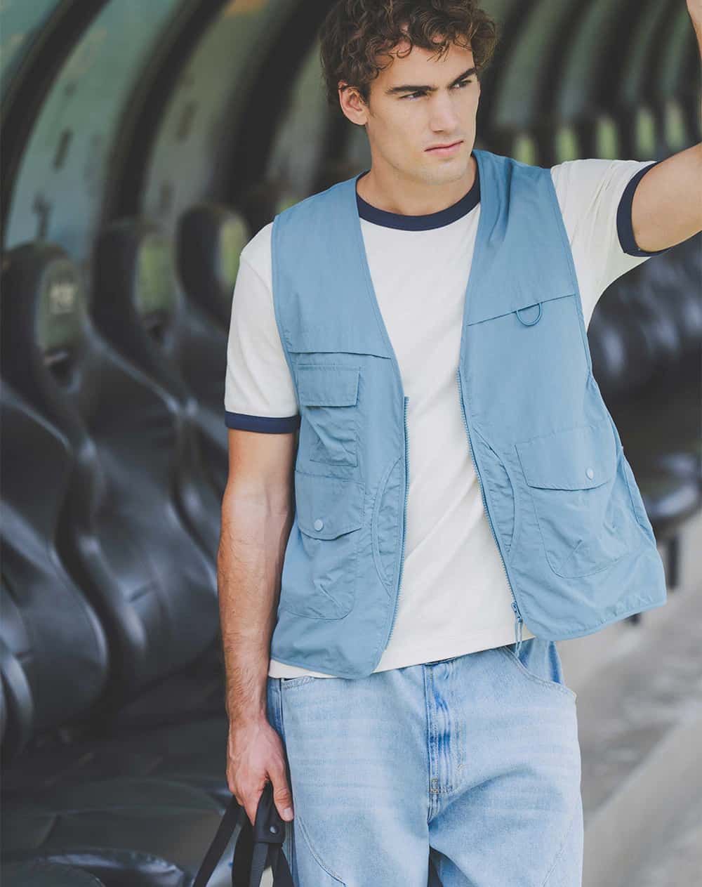 Chaleco utilitario regular liviano azul hombre