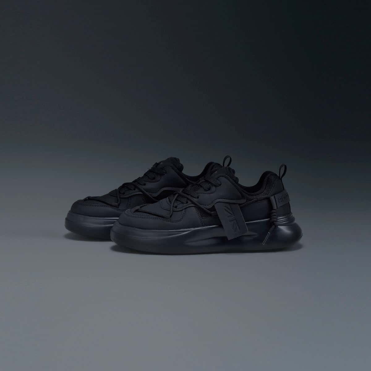 Tenis Negros