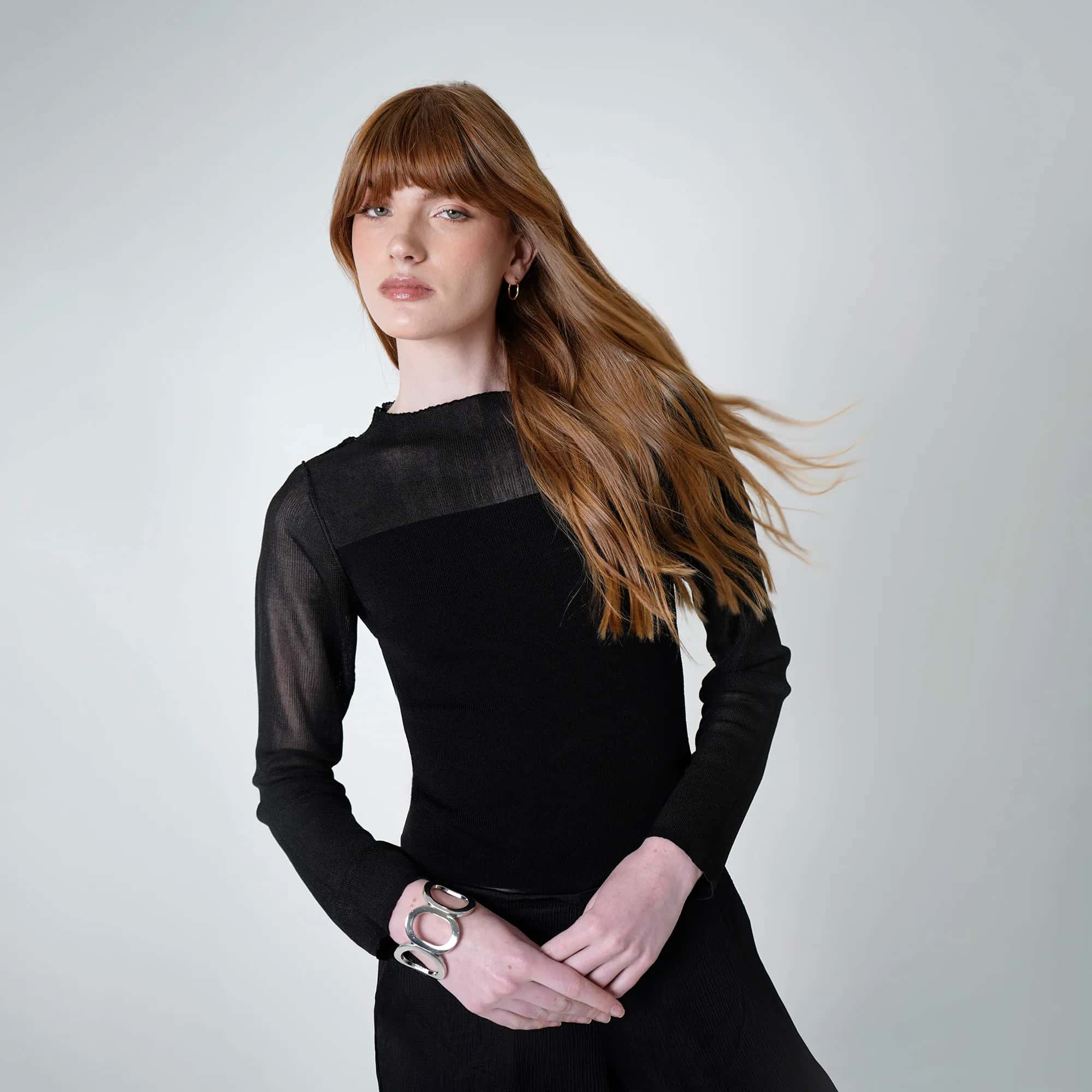 Sweater Cuello U Manga Larga