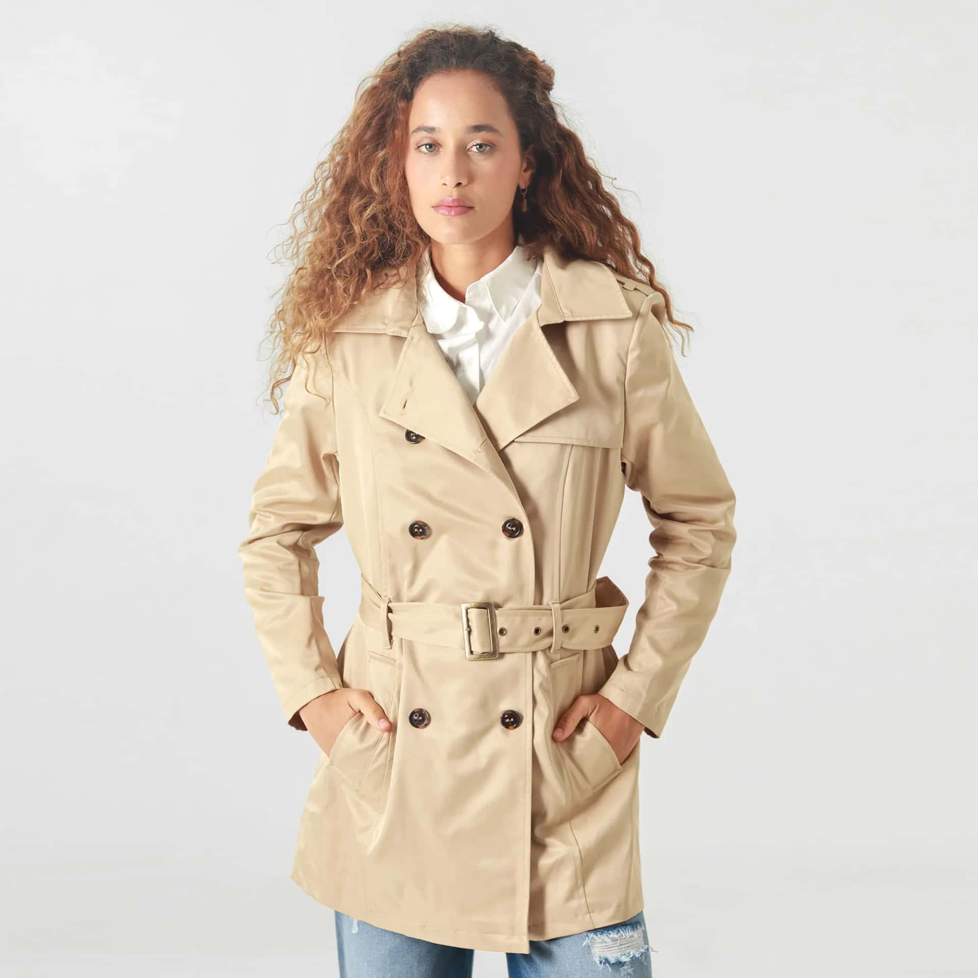 Chaqueta Tipo Gabardina Manga Larga Cuello Sport