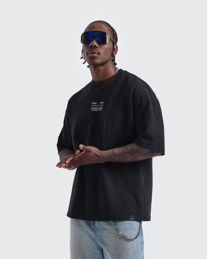 Camiseta Negra Oversize Unbroken - imagen 3