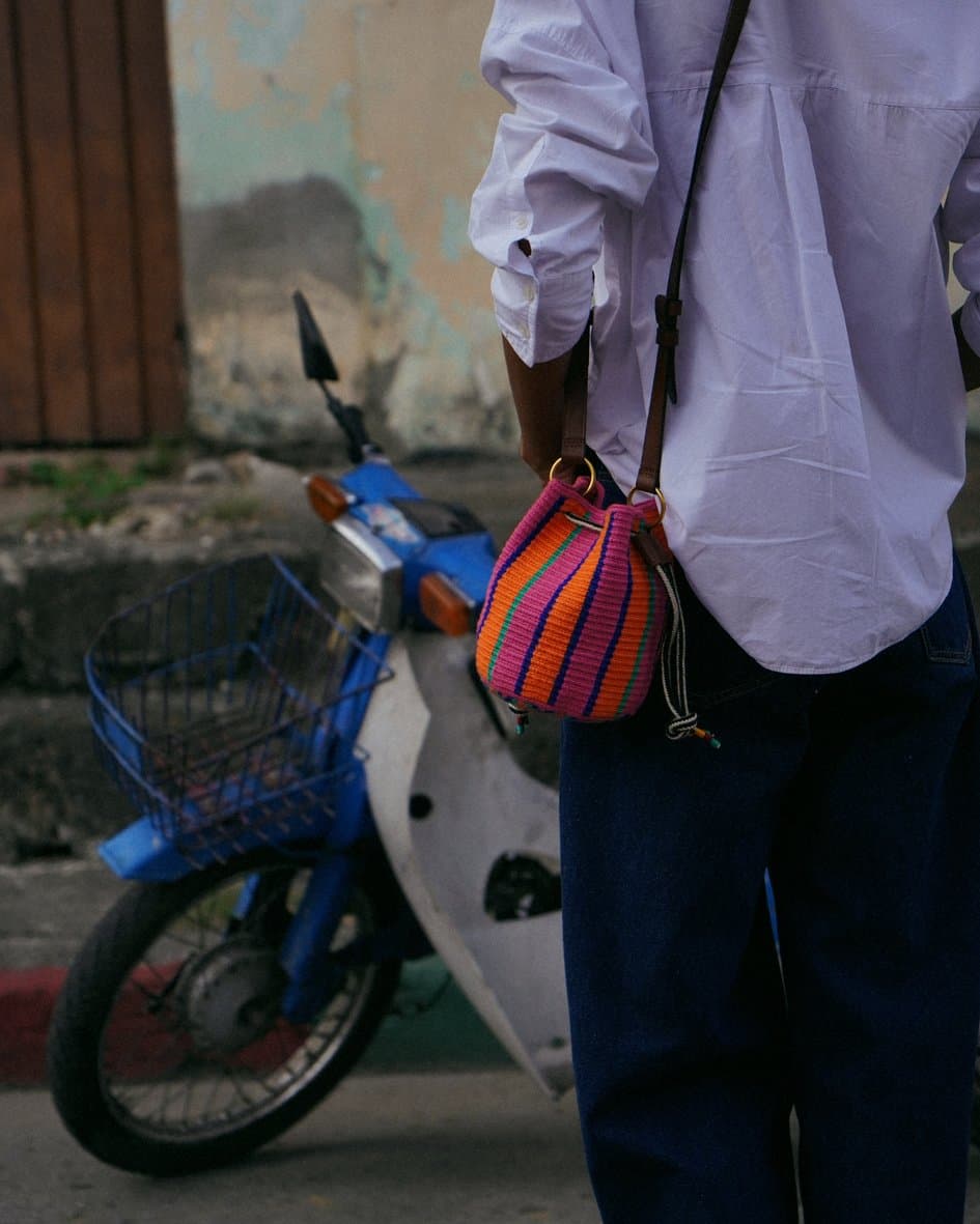 Cayetano Small Bucket Bag - imagen 4
