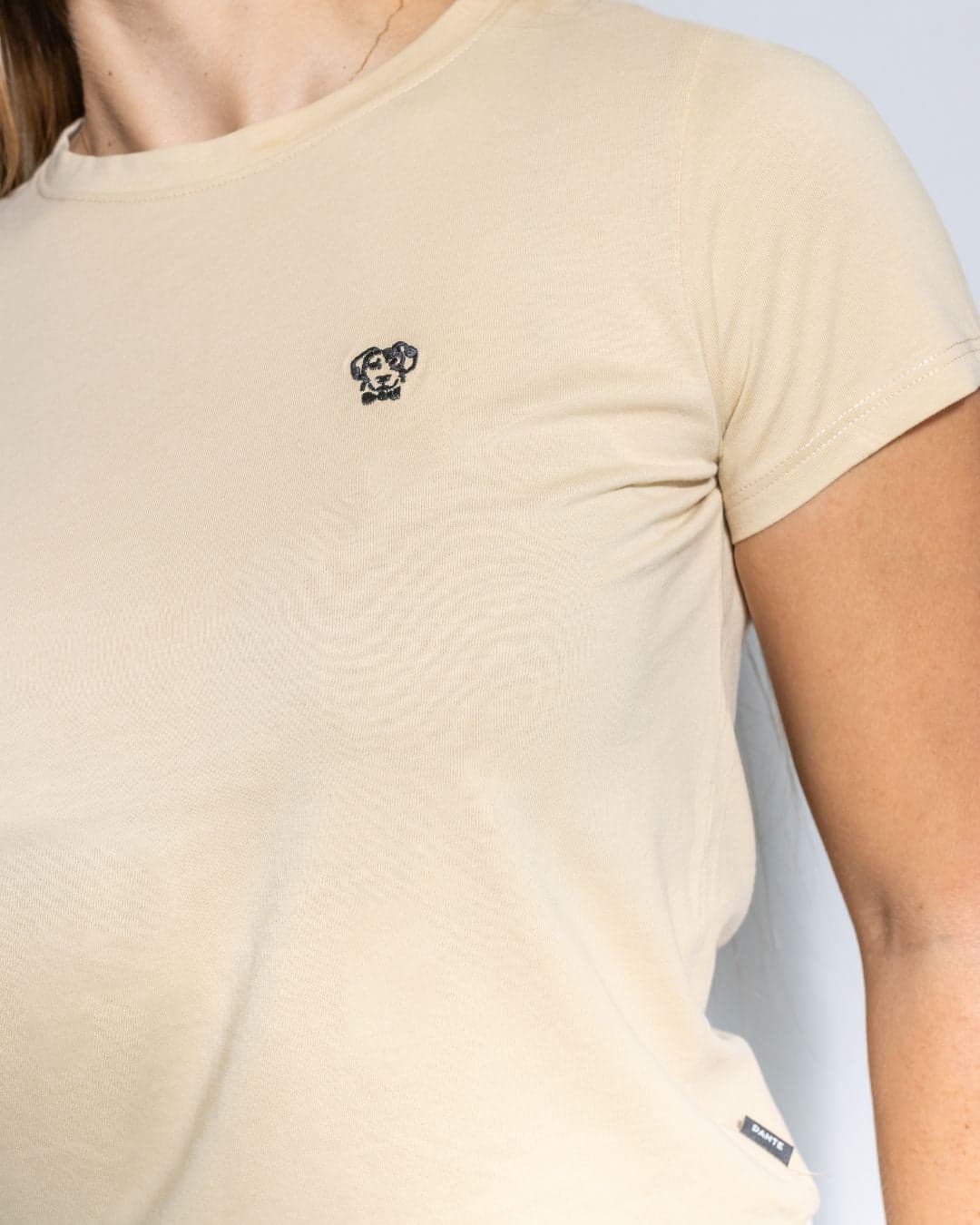 Camiseta Antimanchas de Mujer Beige - imagen 5