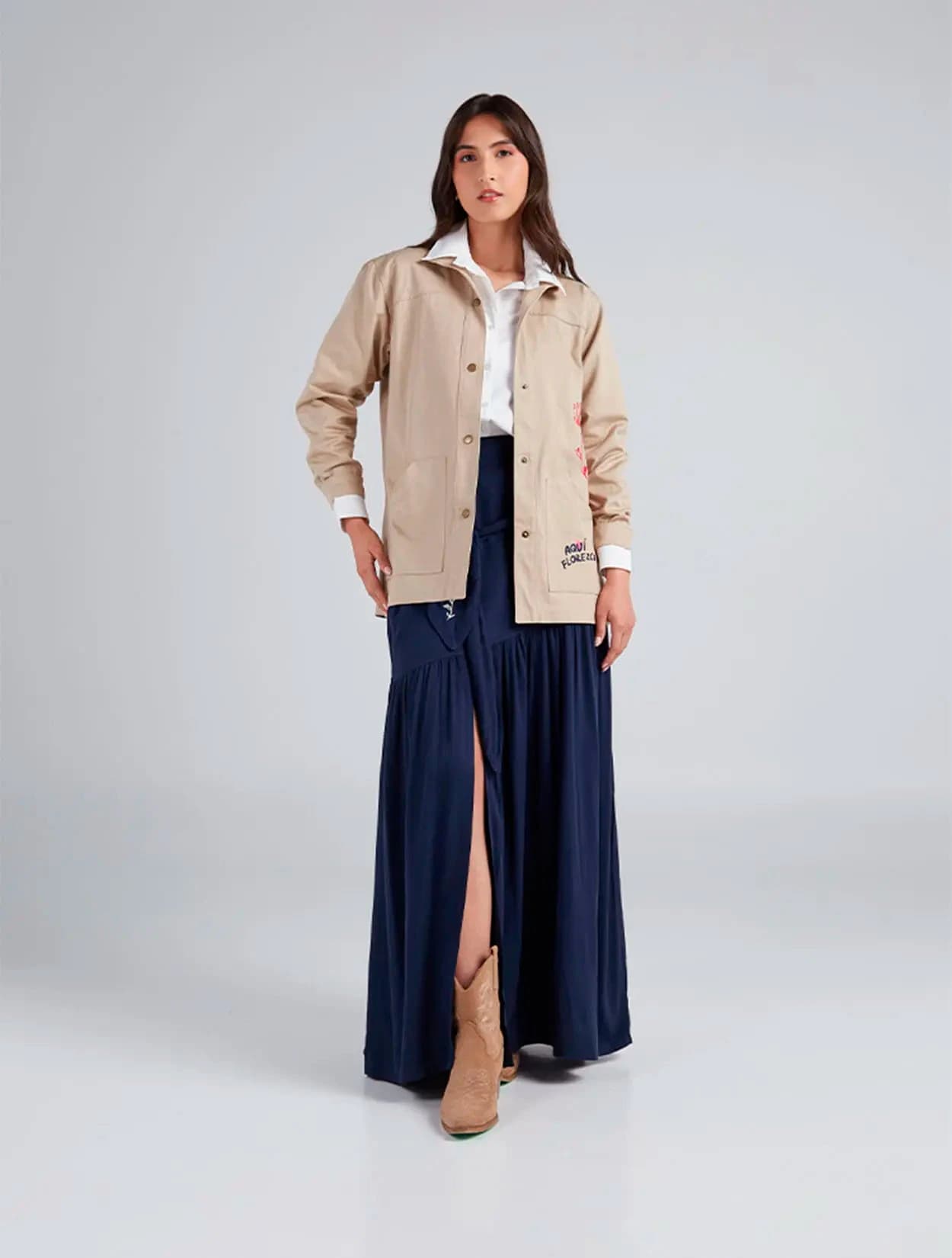 CHAQUETA AQUÍ FLOREZCO - imagen 1