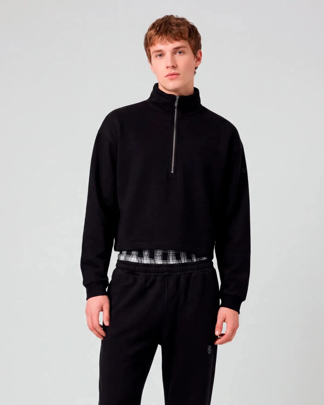 MONOGRAM HALF ZIP BLACK SWEATER - imagen 2