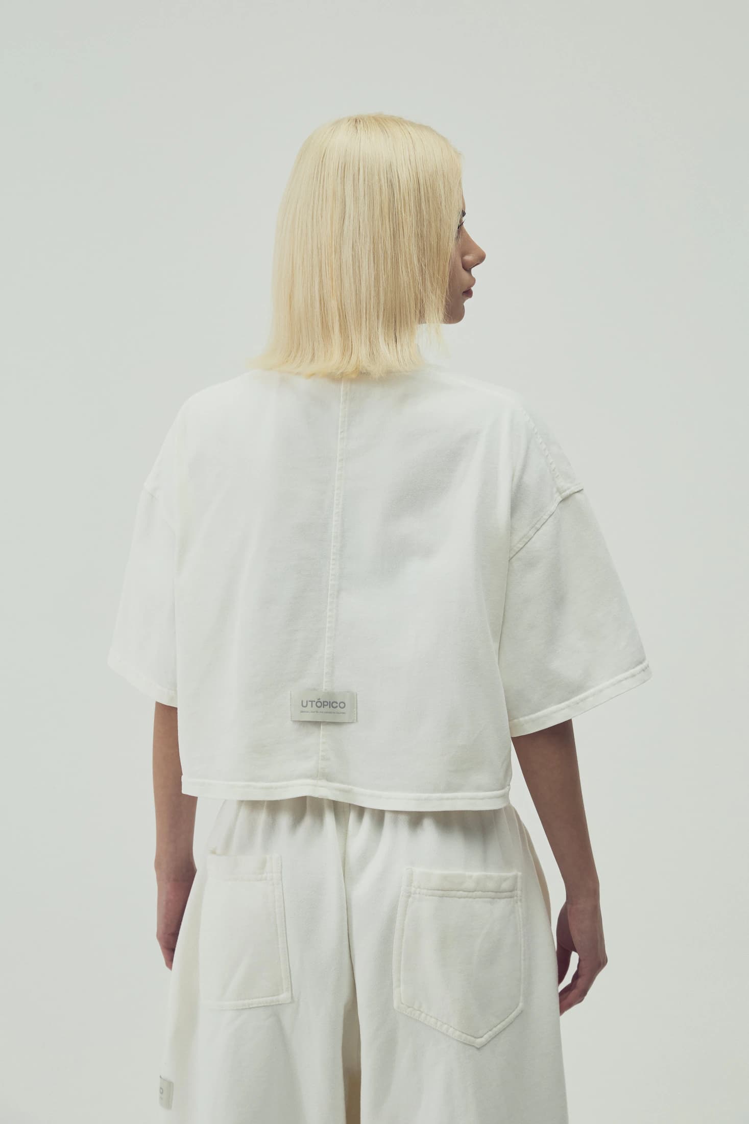 CAMISETA  CROPPED - MARFIL - imagen 5