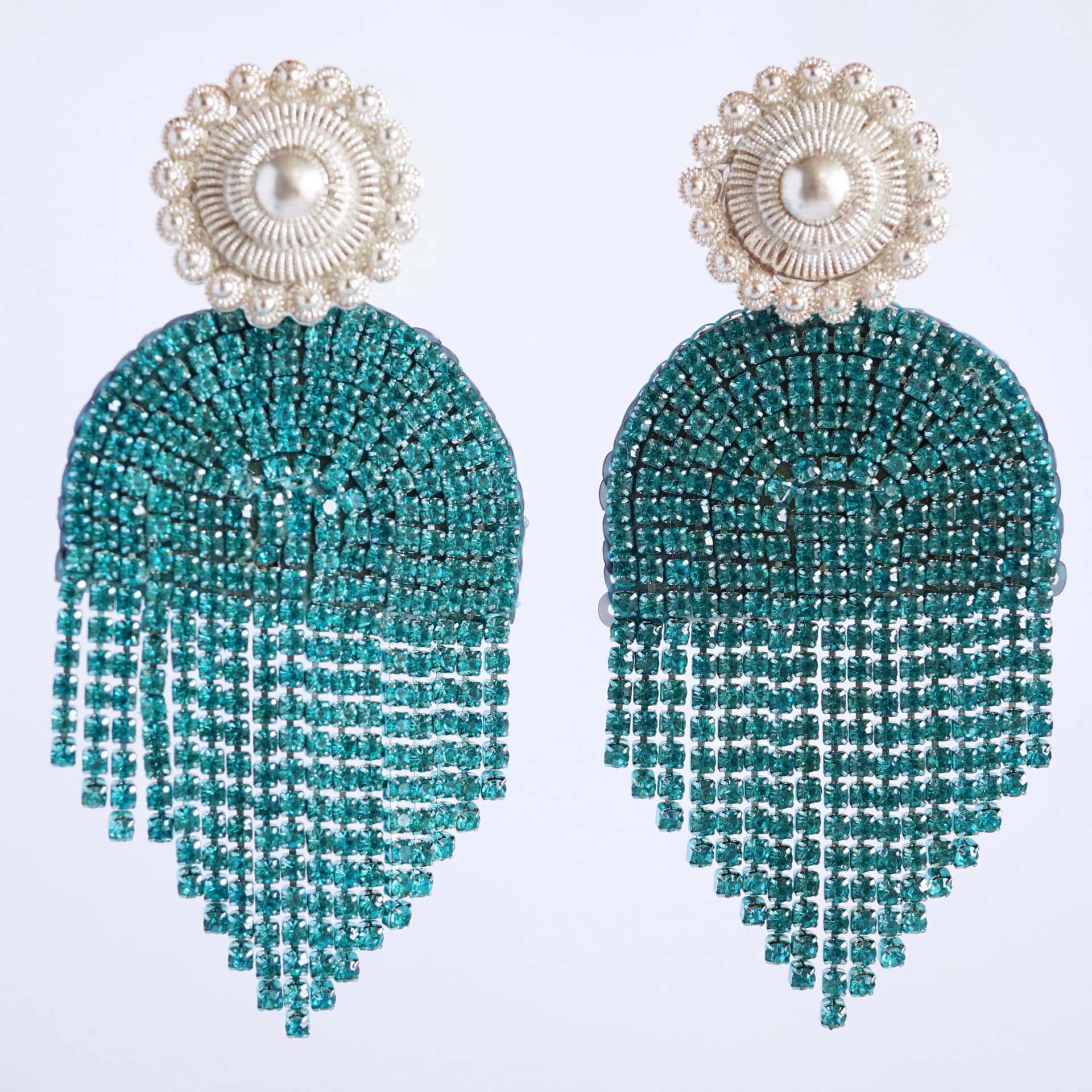 Aretes Azzia