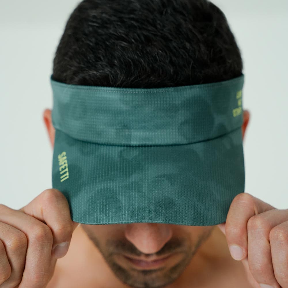 VISERA RUNNING CORE OLIVA UNISEX - imagen 2