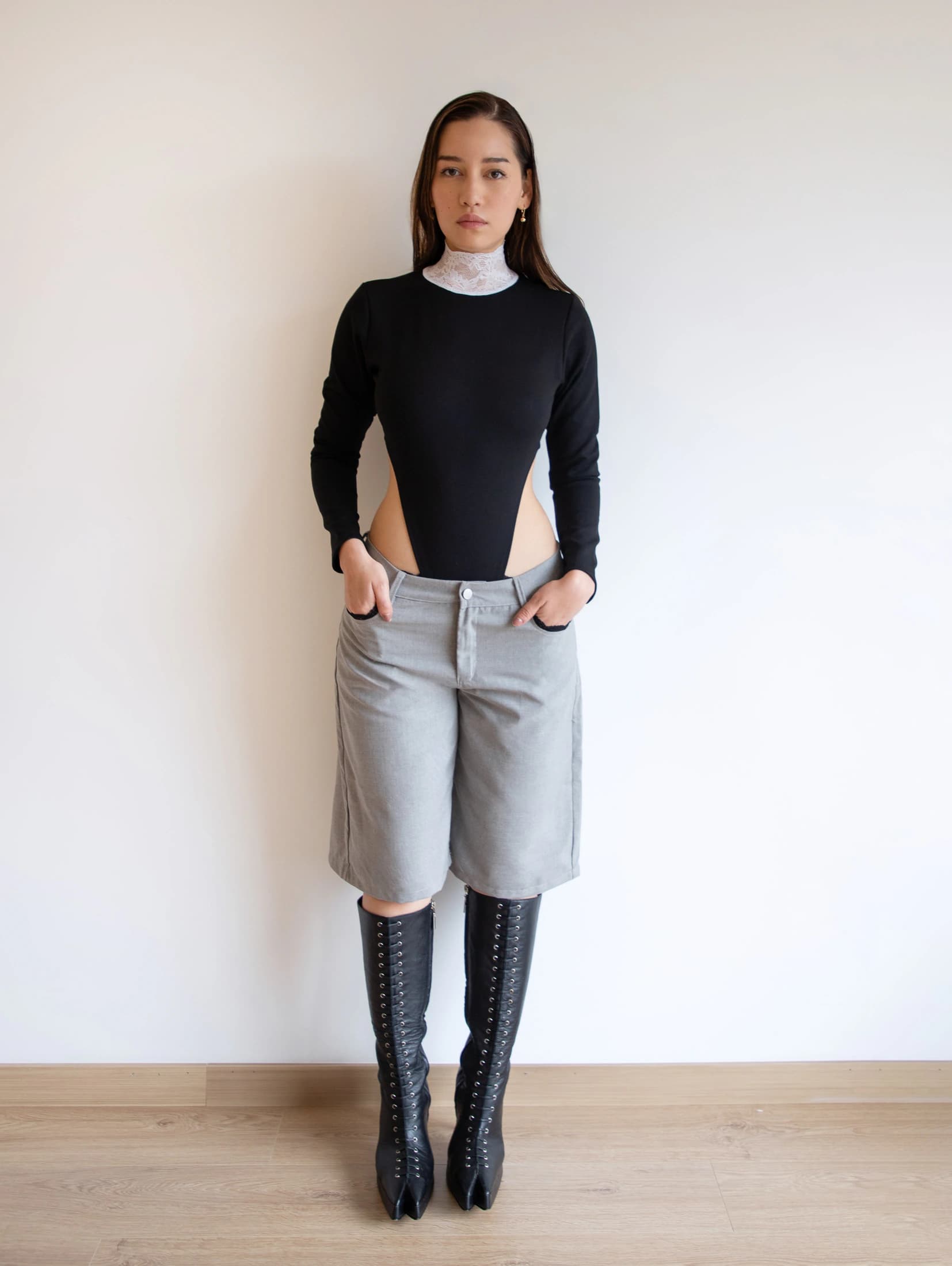 L Body Black