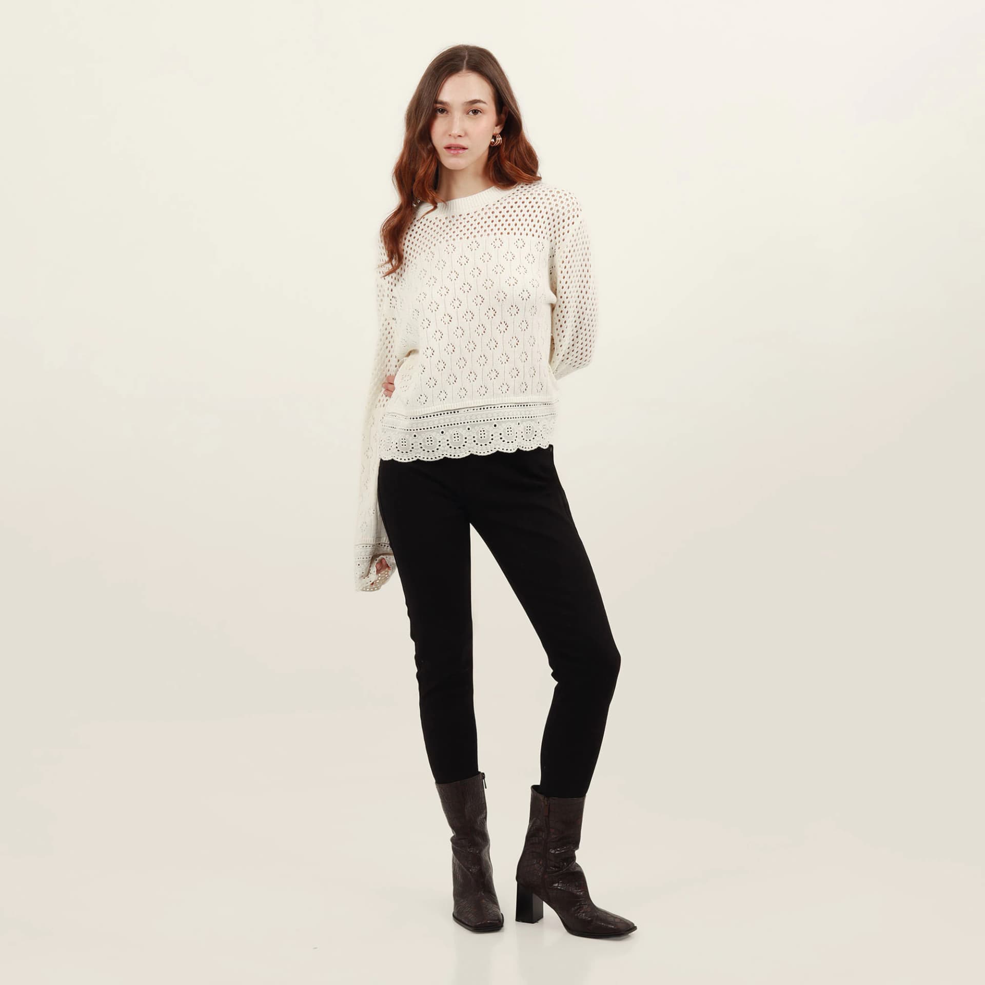 Sweater con ojalillo manga larga - imagen 6