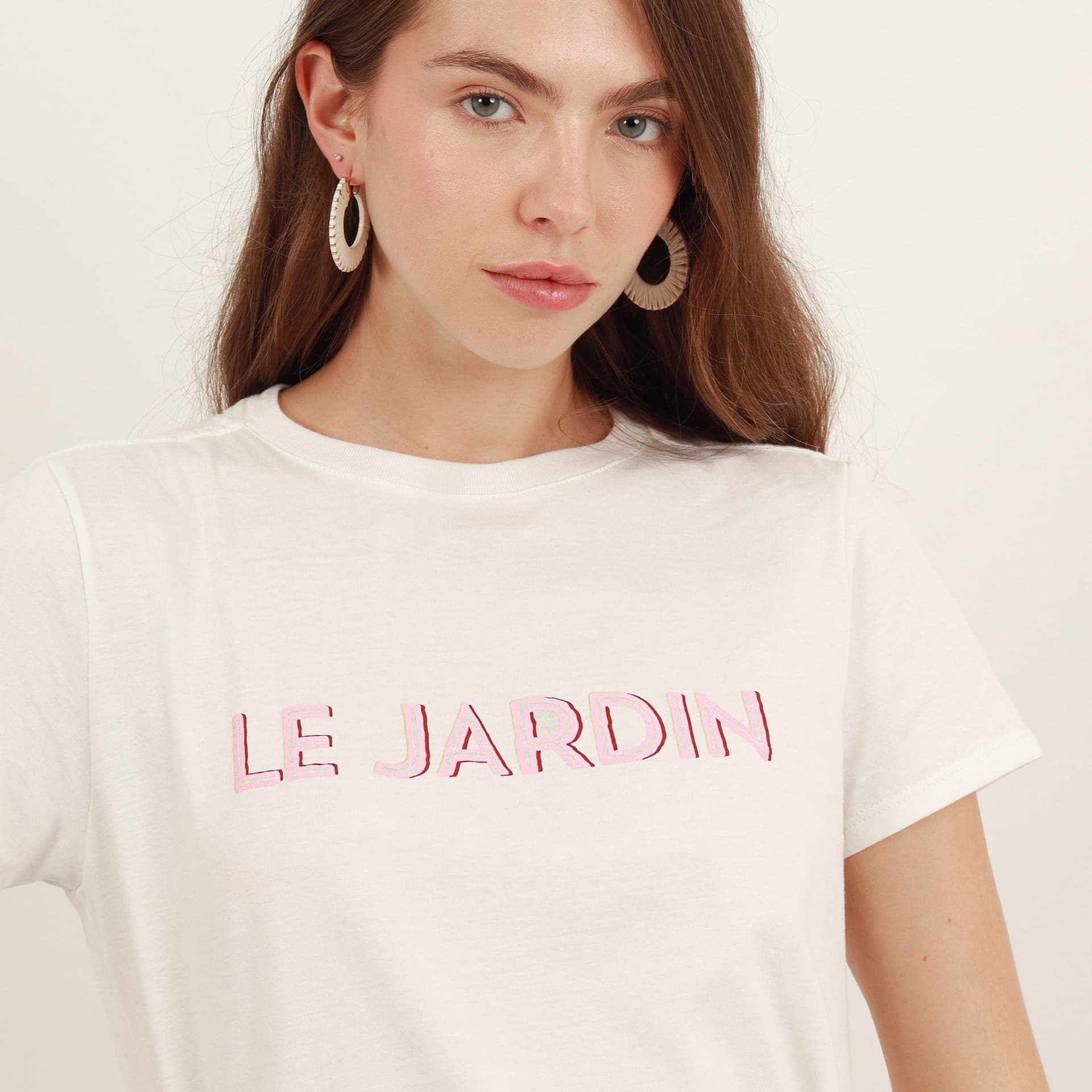 Camiseta cuello redondo manga corta con estampado Le Jardin - imagen 2