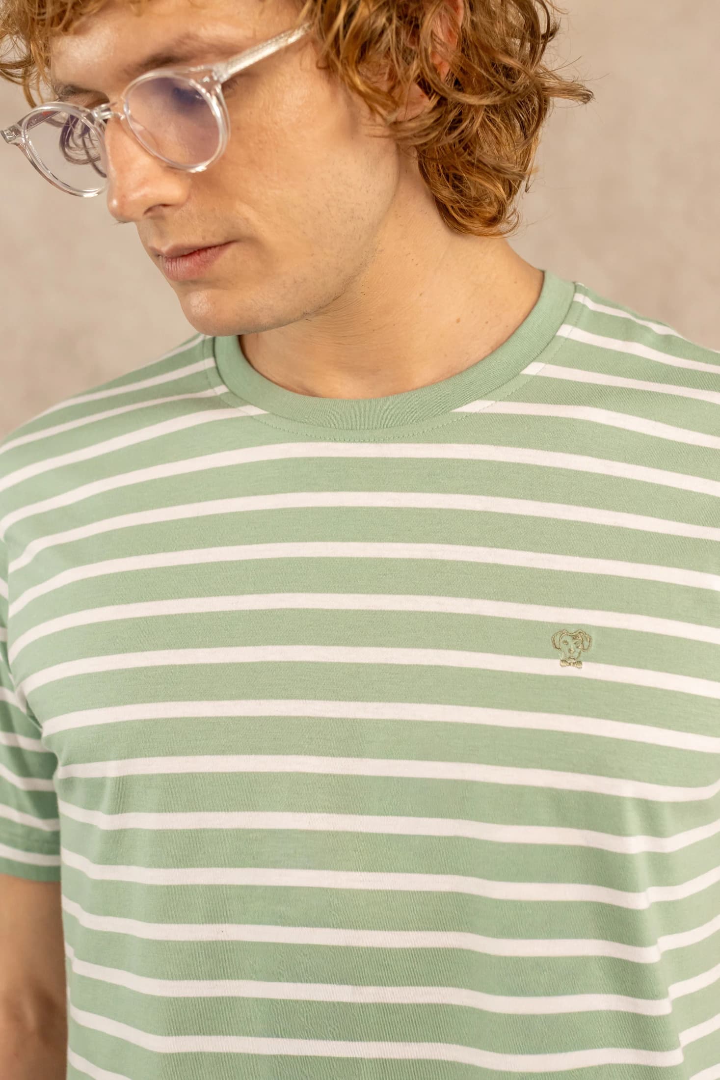 Camiseta Antimanchas Rayas Verde Sage - imagen 3