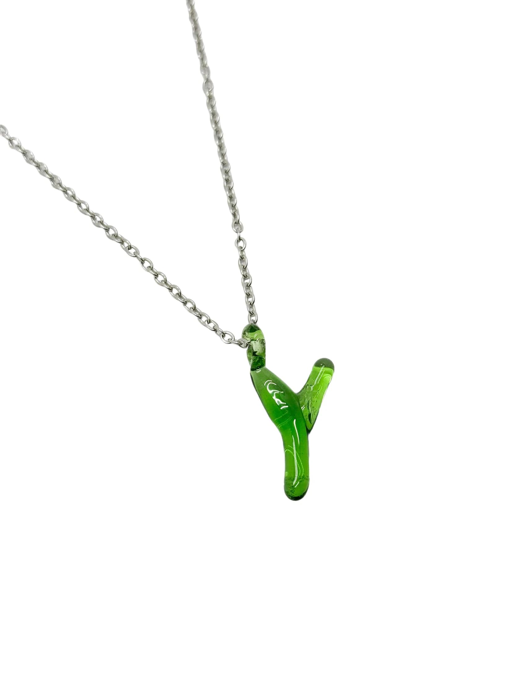 green glass necklace 1 letter - imagen 26