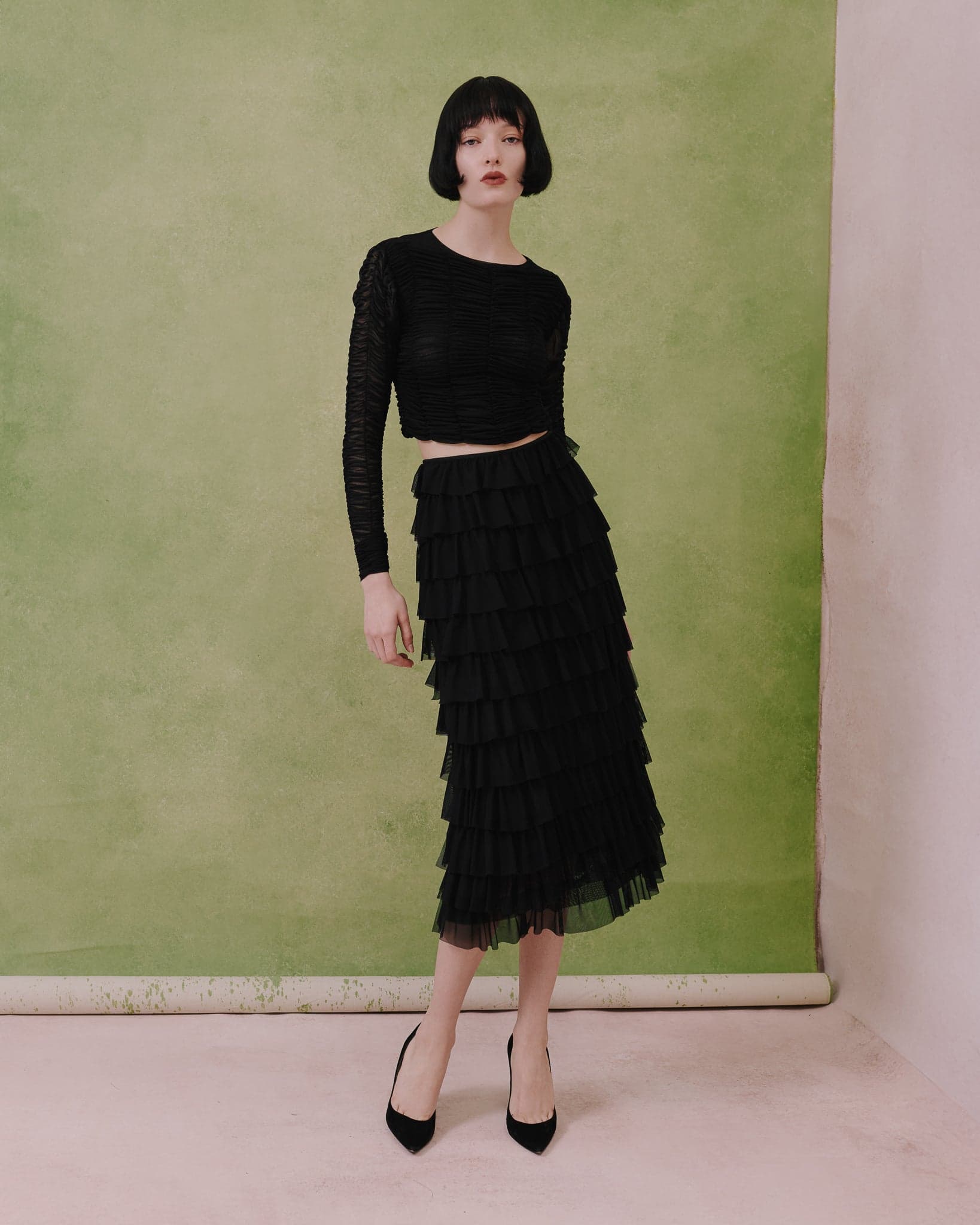 Ruched Tulle Long-Sleeve Crop Top - imagen 4