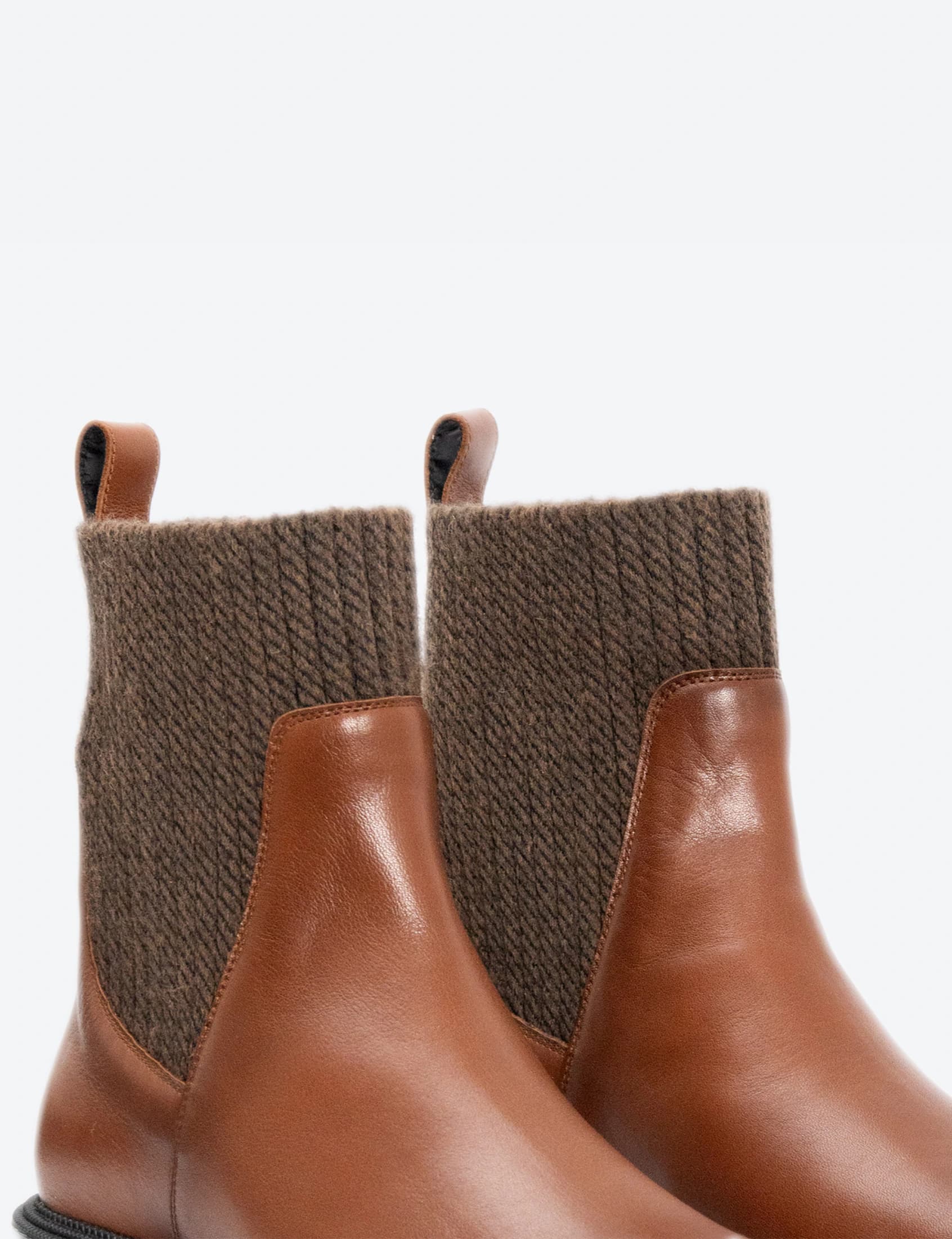 BOTIN CROACIA ALMENDRA - imagen 5