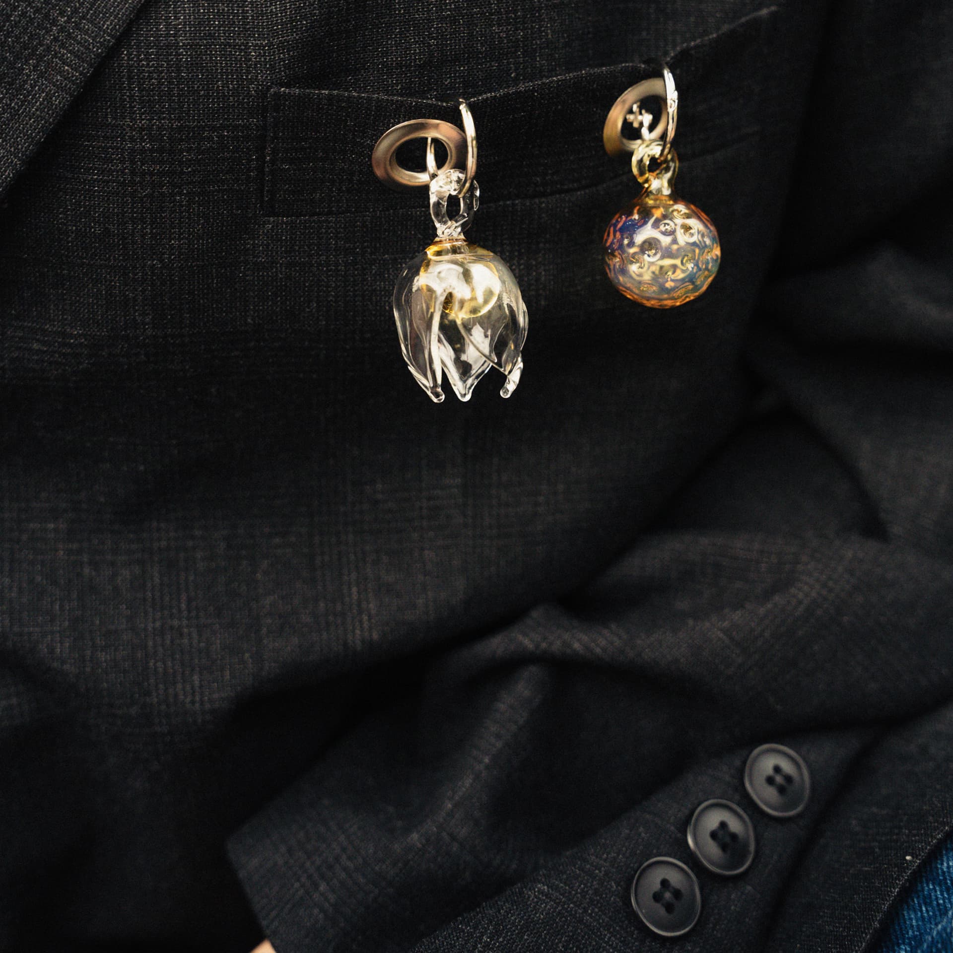Upcycled Blazer (with fruity charms) - imagen 2