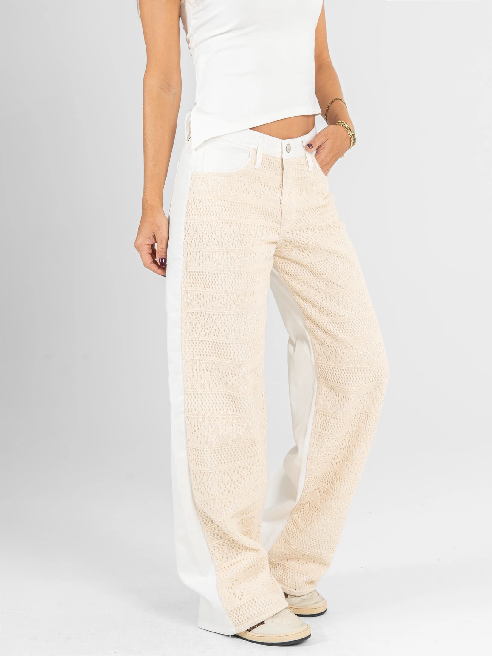 Ref: 0620686 Pantalón wide leg, rígido, tiro alto, con diseño delantero en crochet, tono natural. - imagen 4
